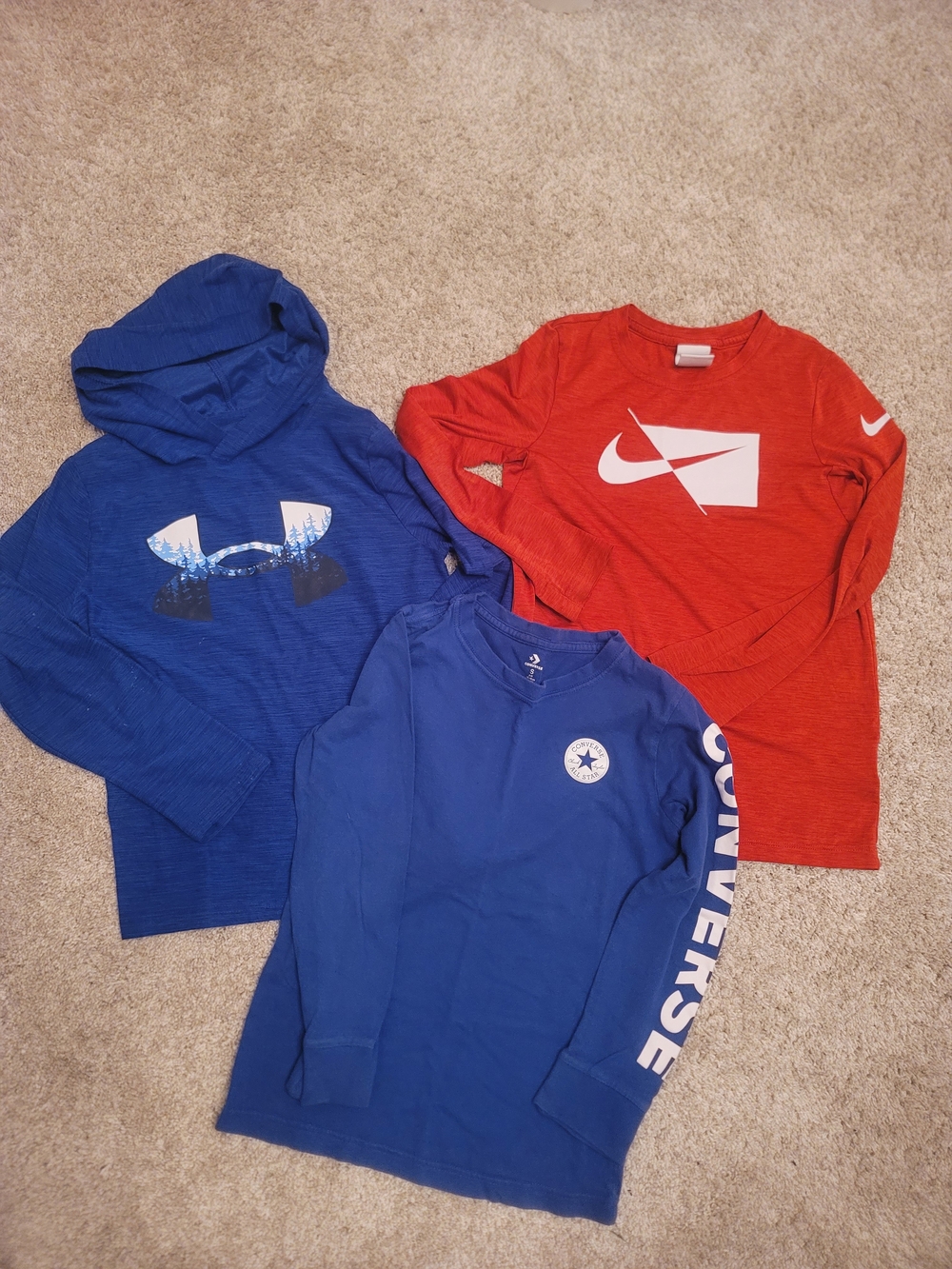 LOT Of Boys Long Sleeve (Nike, Under Armour, Converse) - Sz Small